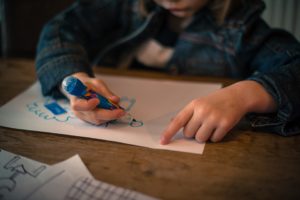 Předškolním dětem chybí kontakt s ostatními dětmi i pedagogy